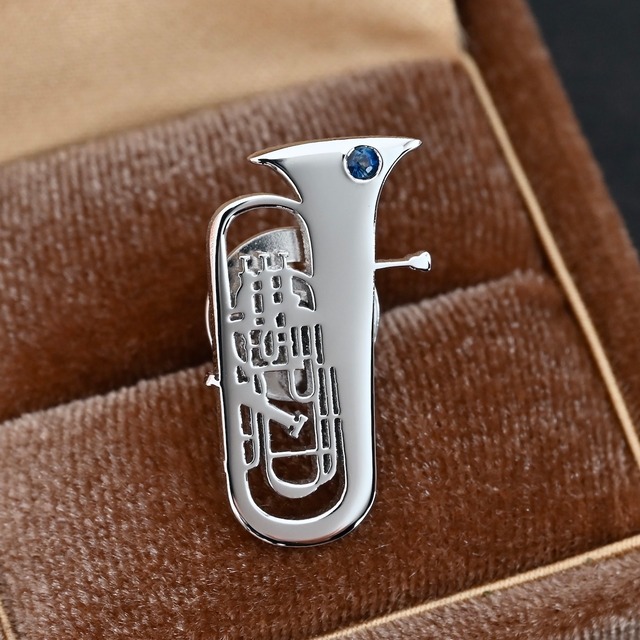 ユーフォニアム ピンブローチ　真鍮素地／K18ゴールドメッキ／プラチナメッキ／誕生石オプション【13,200円〜33,000円】