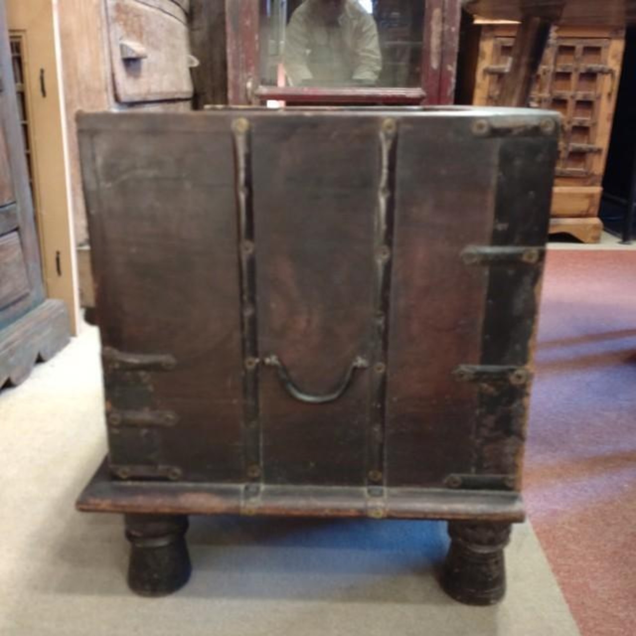【One-of-a-kind Item】India Box Chair Made of Wood Antique Style Changes over time Display Interior goods