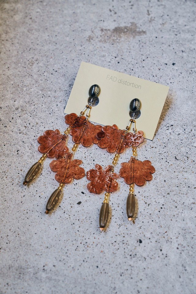 404-01 cabochon / col.brown　orchid & vintage beads earrings
