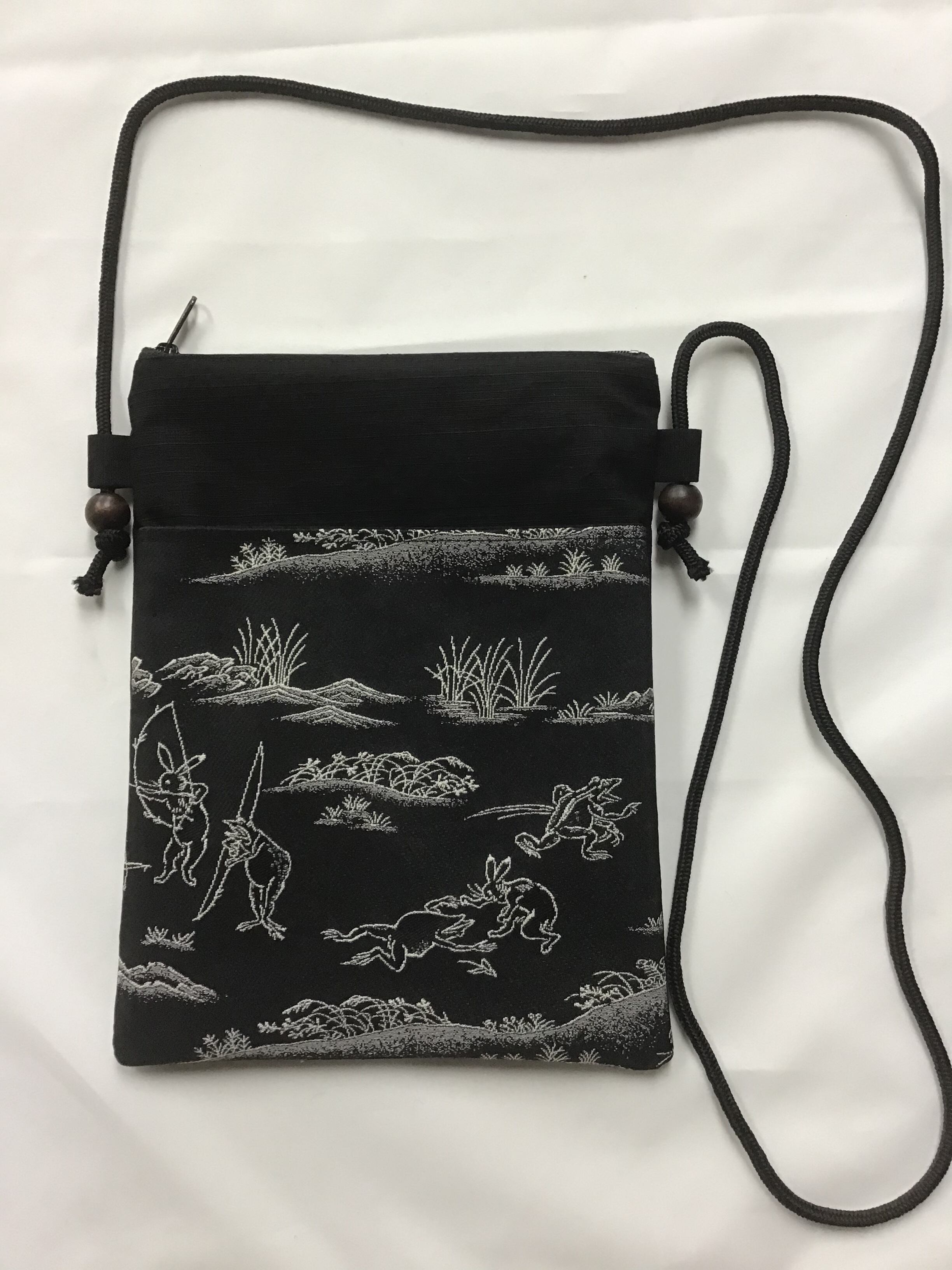 鳥獣戯画 サコッシュ ハンドメイド 紺色 （鳥獣戯画エコバッグ / こと 
