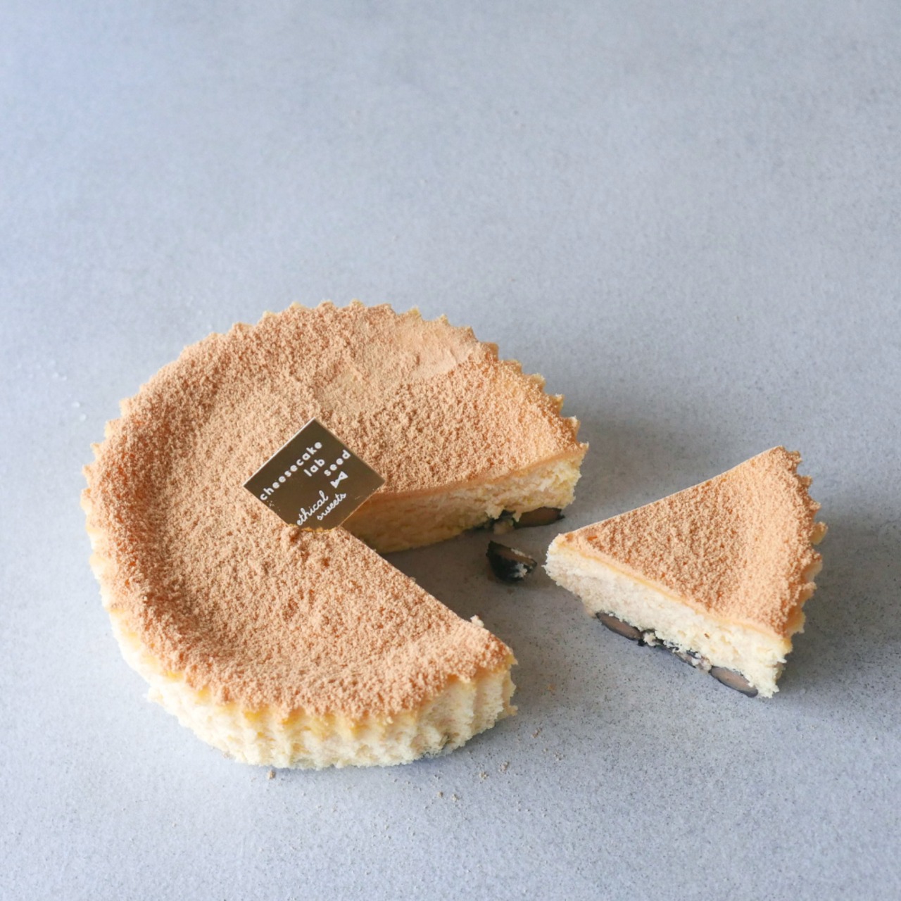 黒豆きな粉のスフレチーズケーキ