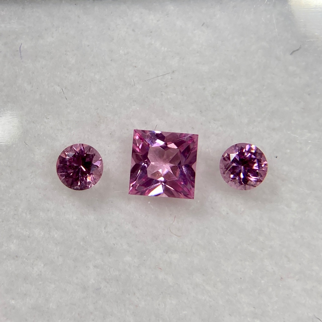 プリンセスなスピネルと丸　r-0057