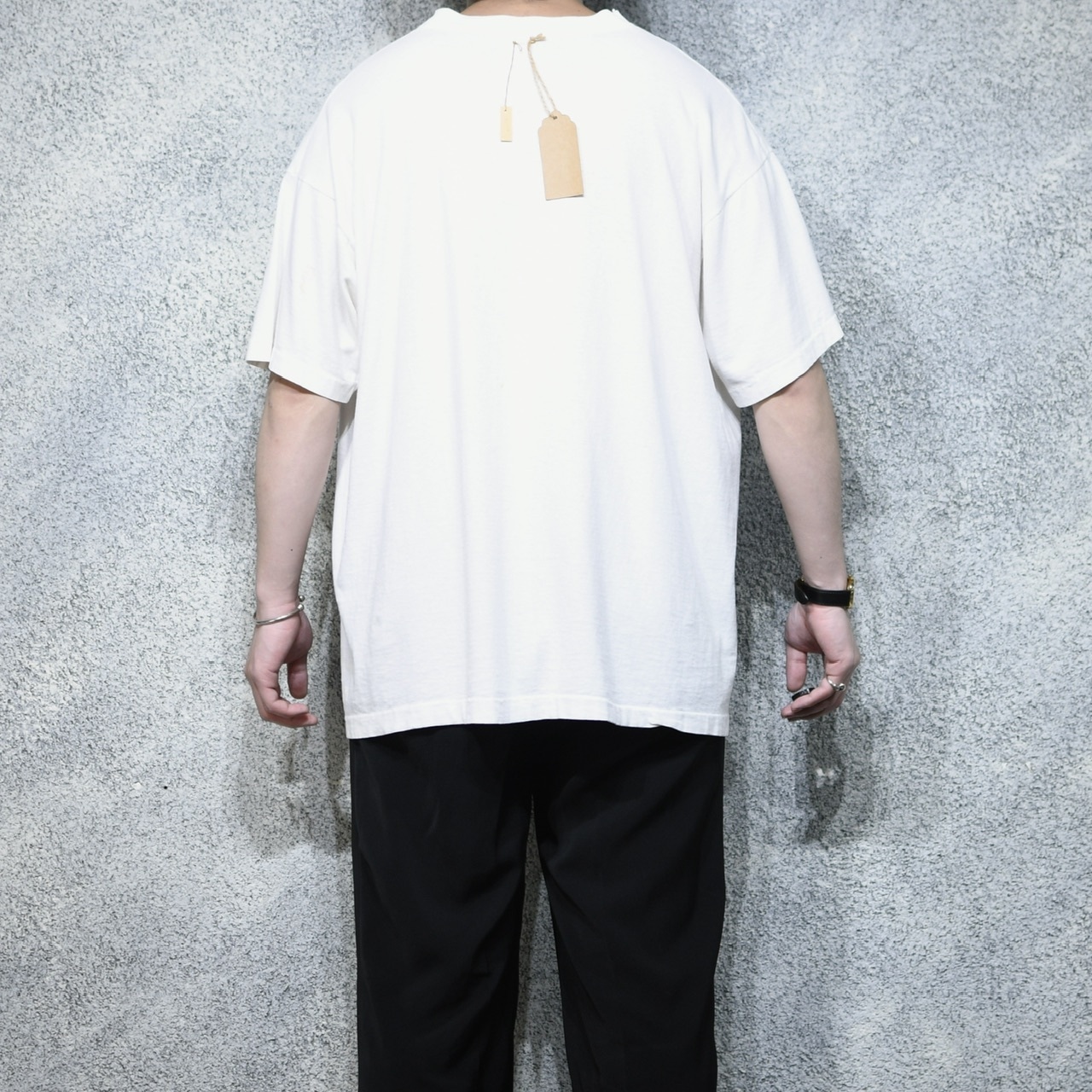 88's Hemingway house cat print tee