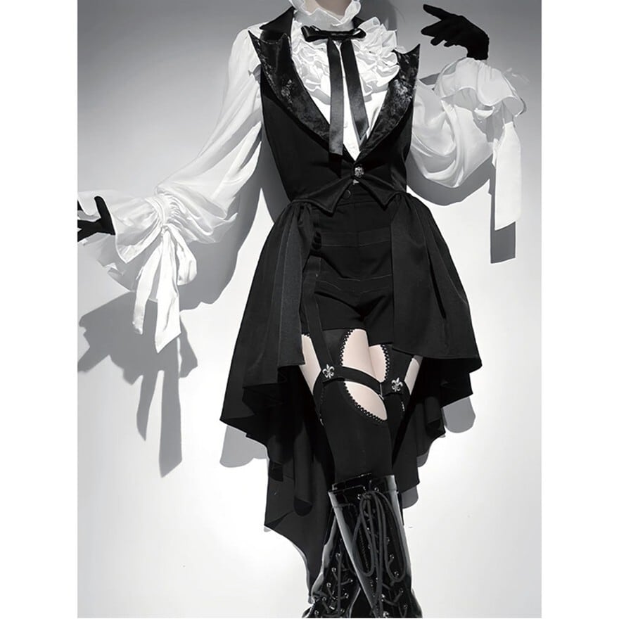 新品タグ付き 王子風ゴスロリ ネイビーとホワイトコスプレ衣装3点