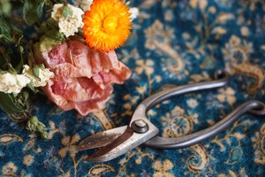 Arrangement. *custom-made