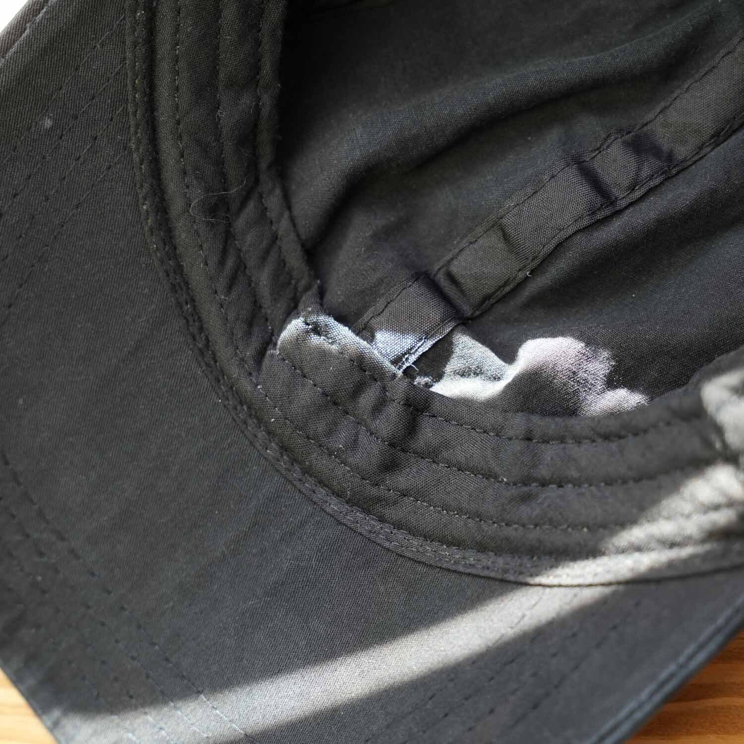 90s NIKE ナイキ 刺繍キャップ ブラック×ホワイト 頭回り小さめ 帽子