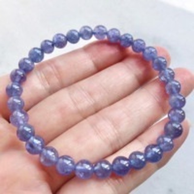 【ノートルダム大聖堂にてアチューメント】【高品質】タンザニア産　タンザナイト　6ｍｍ　ブレスレット　624