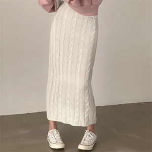 【送料無料】 ロングスカート 3色 ペンシルスカート マキシ丈 ストレート Iライン ハイウエスト 伸縮性 ウエストゴム 厚手 かぎ編み ケーブルニット かわいい 大人可愛い きれいめ シンプル カジュアル 大人 おしゃれ お洒落 こなれ感 コンサバ系 ラフ 抜け感 レディライク ガーリー フェミニン 冬 誕生日会 20代 30代 40代 レディース 女性用 ママ服 デート お出かけ お呼ばれ 休日 アウトドア お茶会 女子会 授業参観 着回し 普段使い ファッション コーデ 定番 プチプラ 着痩せ