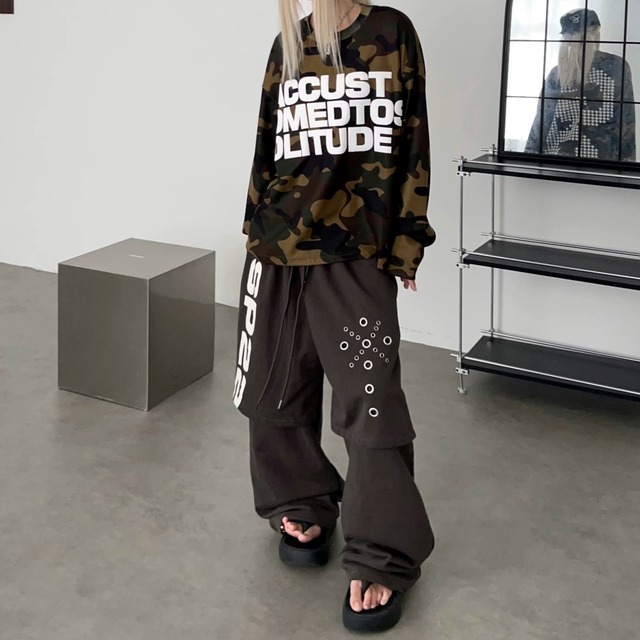 フェイクレイヤードロゴアイレットボリュームスウェットパンツ 1col R02816