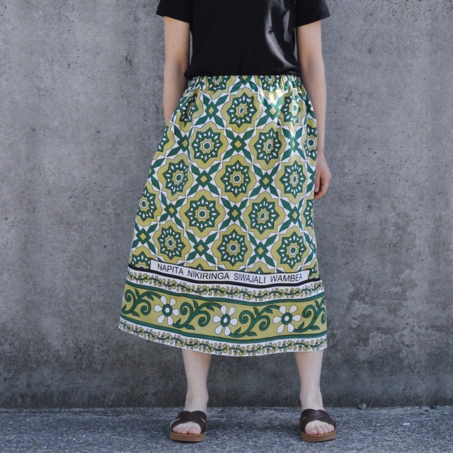 アフリカ布のギャザースカート（カンガスカート）軽い 涼しい 夏スカート