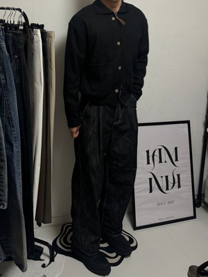 Non-Fade Indigo Tuck Semi Wide Jeans(2color)