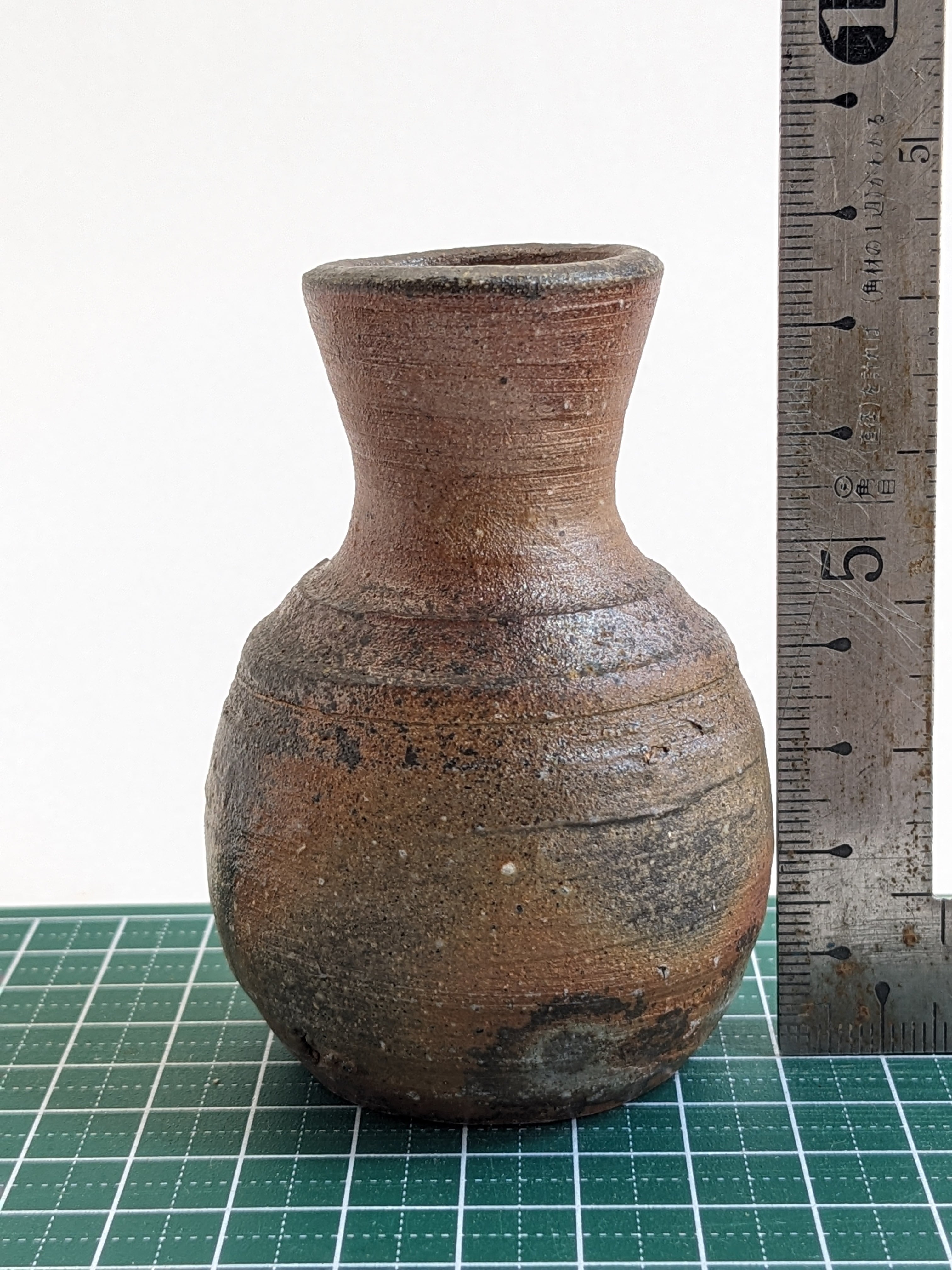 備前ミニ花入 | craftspace usaginotuno 備前焼、和食器、洋食器、花器