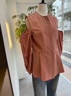 BORDERS at BALCONY OPEN SHOULDER BLOUSE
