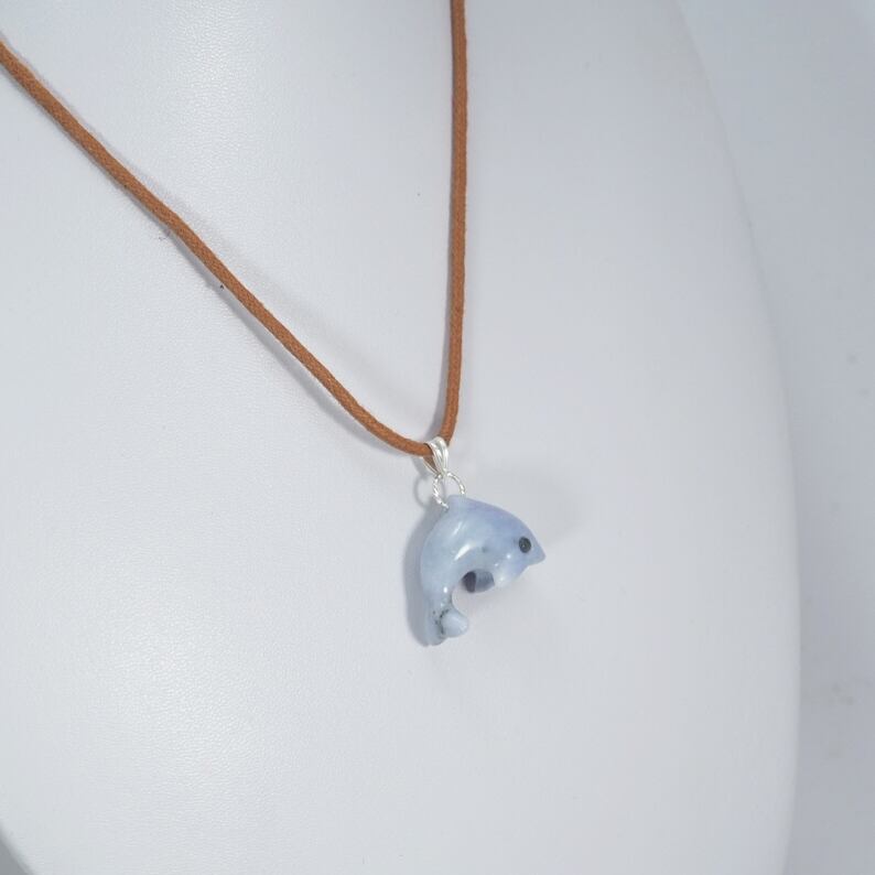 糸魚川翡翠 ラベンダー翡翠 いるかペンダントトップ 5.7g lavender