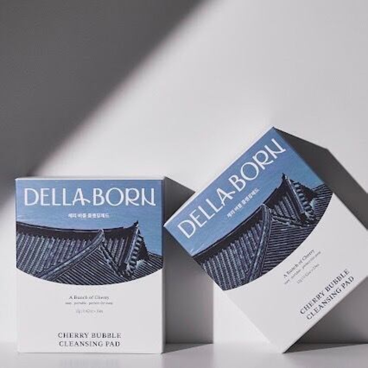 【Della Born】チェリーバブルクレンジングパッド（10枚入り）