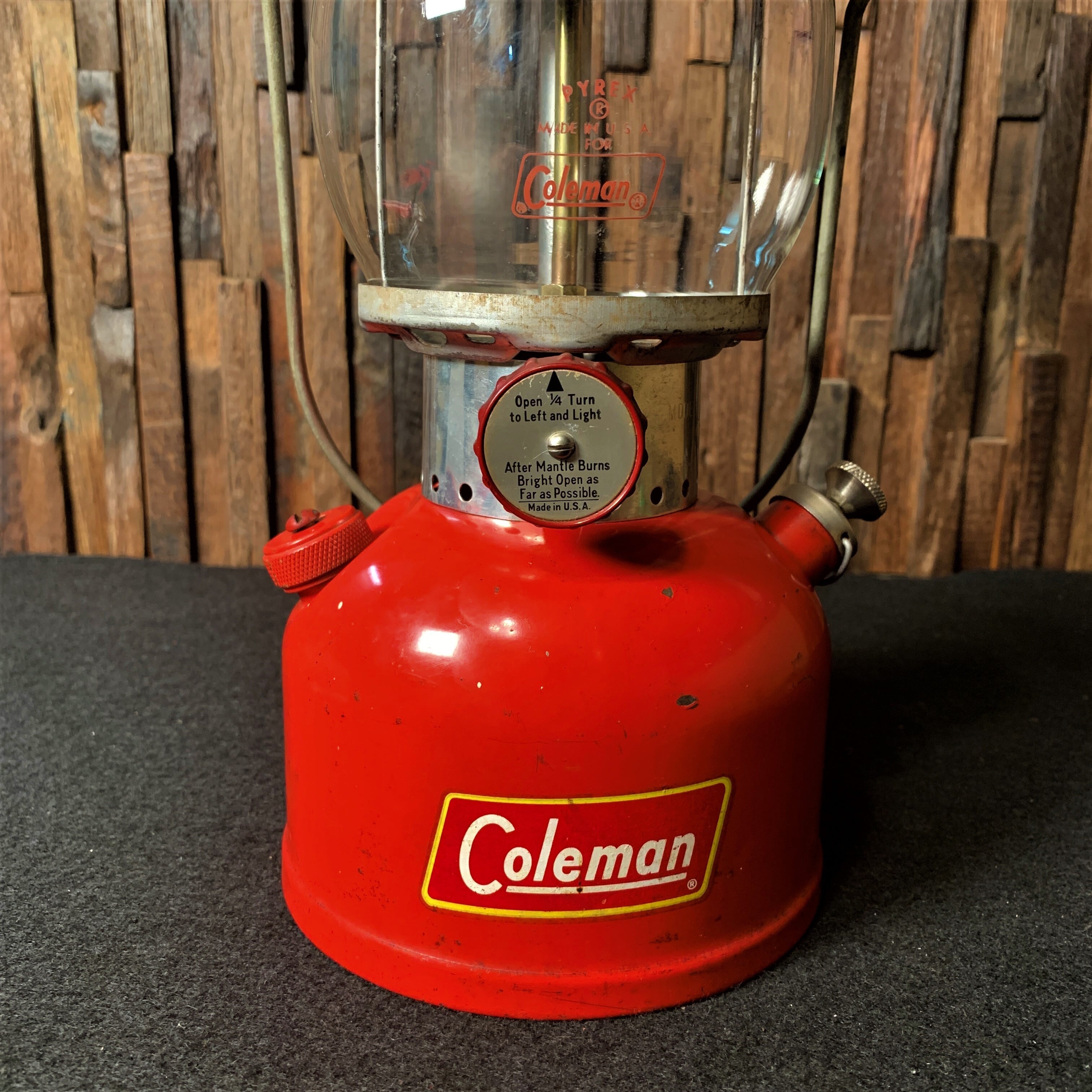 整備済 コールマン Coleman ランタン 200A ホワイトボーダー 1976年 2月 ホワイトガソリン キャンプ アウトドアカラー-