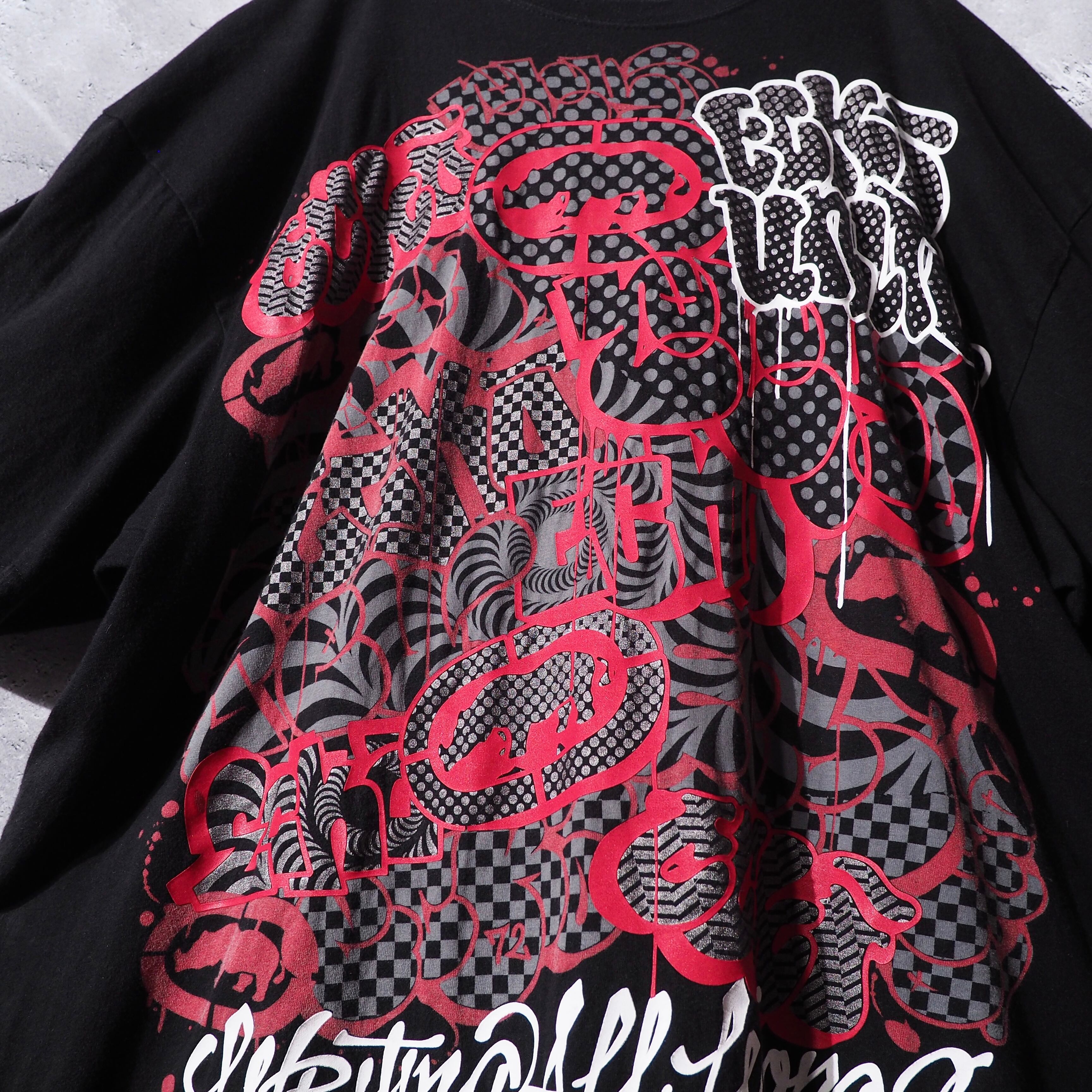 " ECKO UNLTD " Street graphic Art printed Over silhouette Tee