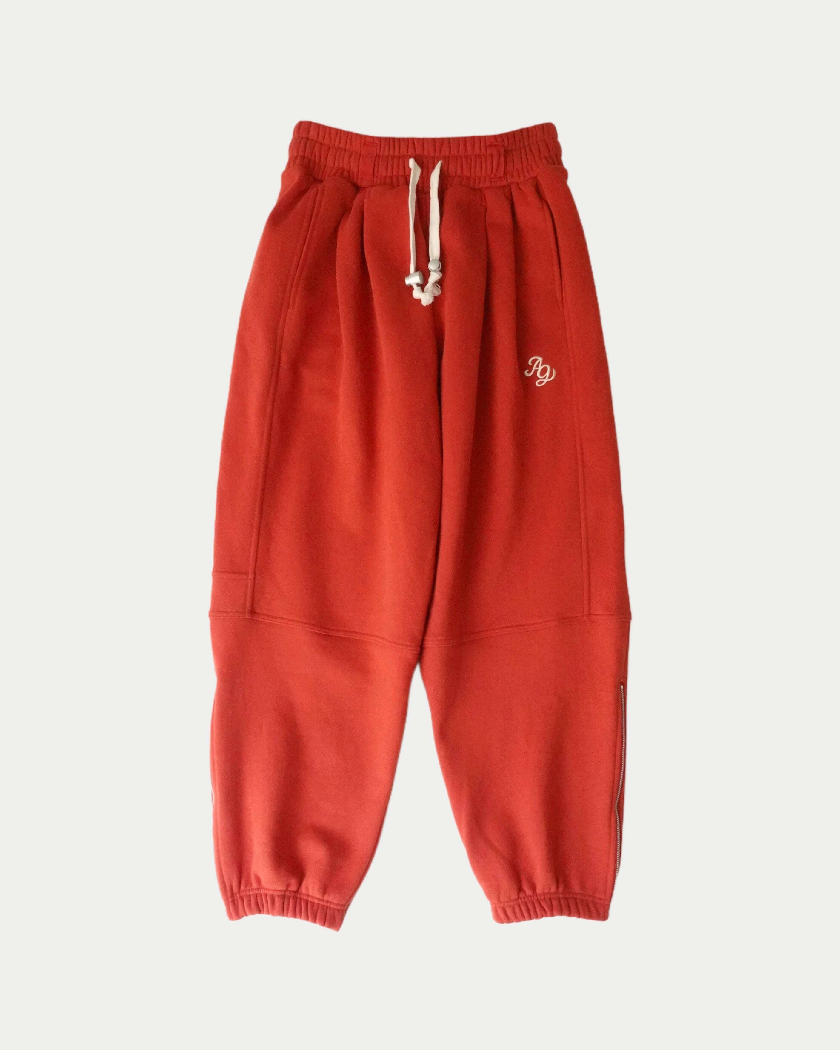残り2点【BIG】AG Sweat Pants-White Musk | AMBERGLEAM