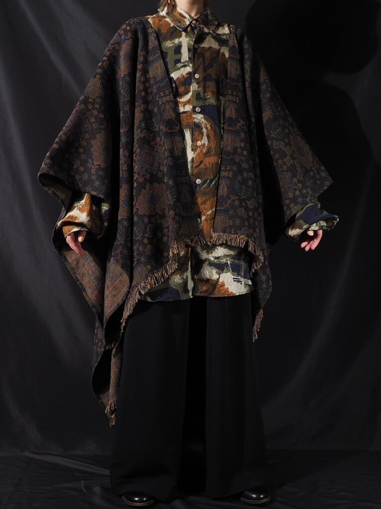 Geometric ethnic gobelin weave vintage poncho