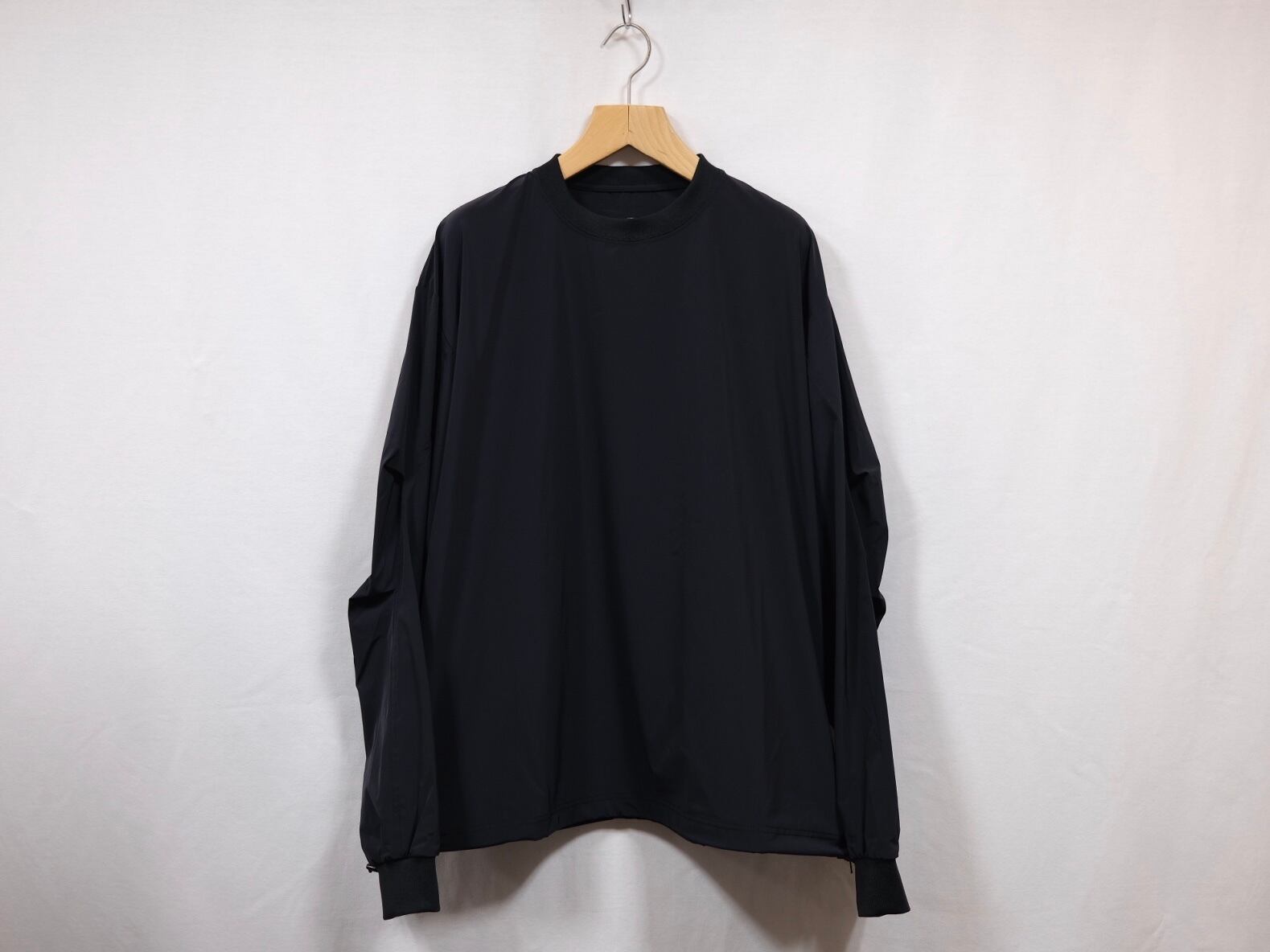 UNTRACE”BOX STRETCH SMOCK L/S BLACK” | Lapel online store powered by BASE