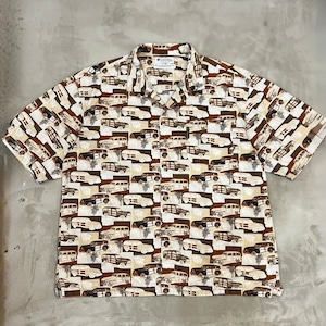 Columbia Sportswear Classic Car Pattern Shirt