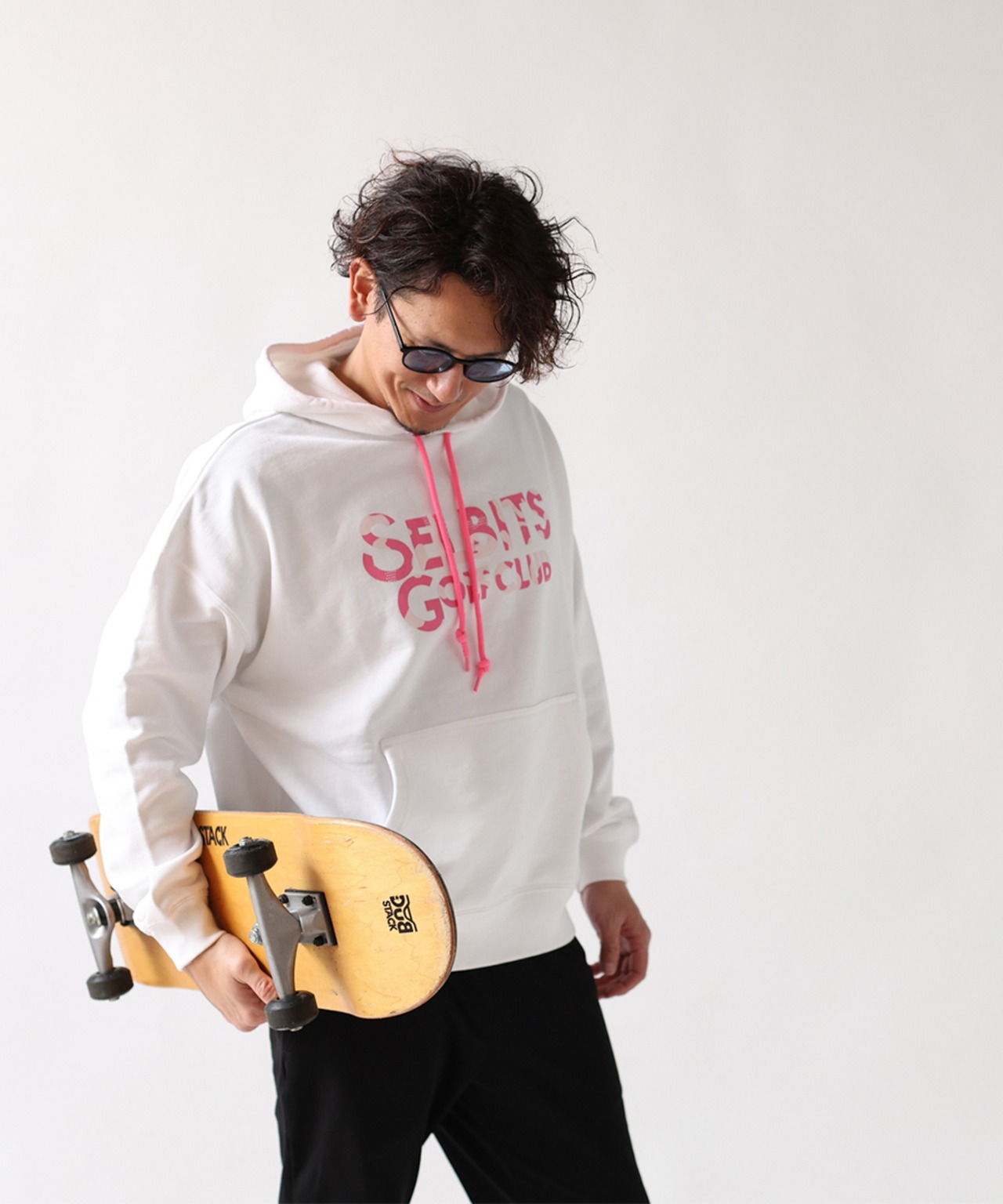 LOGO PINK CAMOUFLAGE PARKA ”white” / 迷彩ロゴパーカー　数量限定モデル