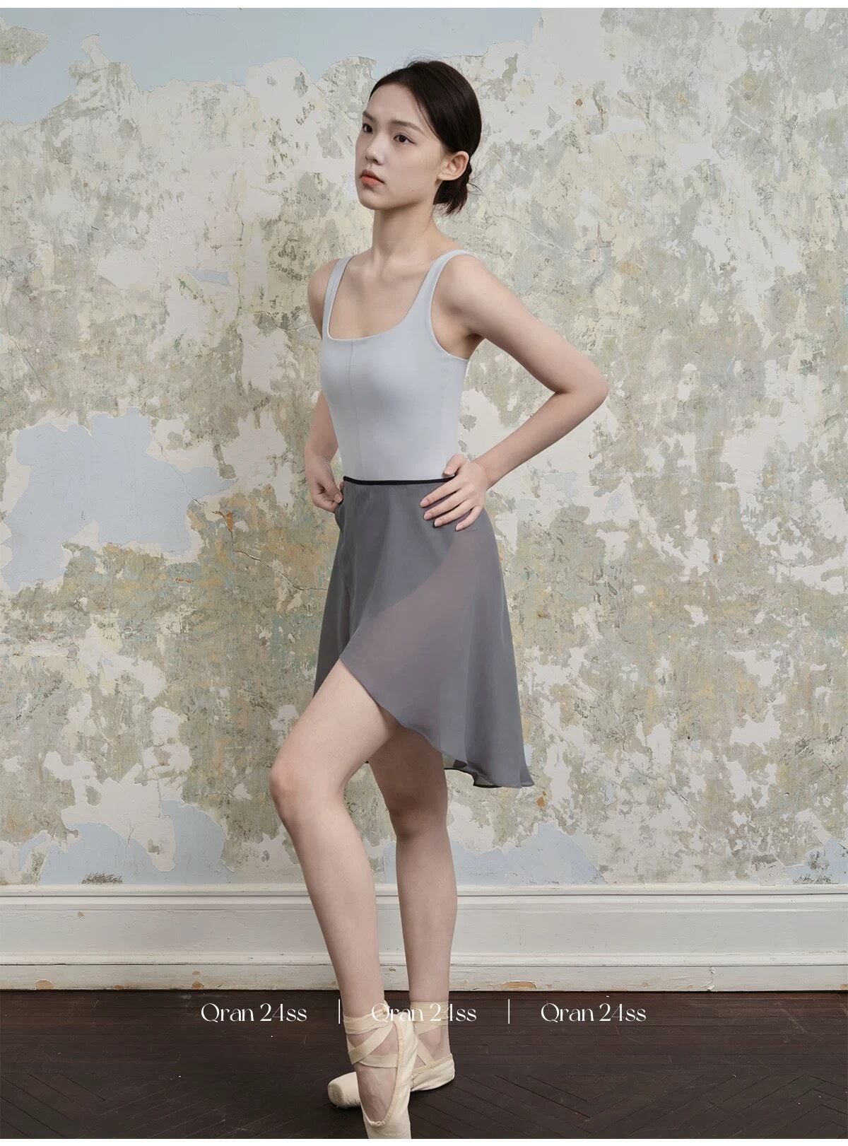 Qran タイトシルエット シルキーシフォン ラップスカート（2color