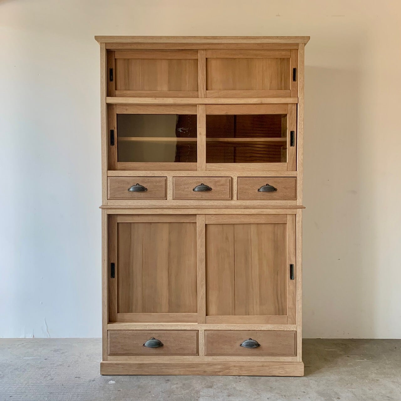 キャビネット　食器棚　水屋　古家具　 0684