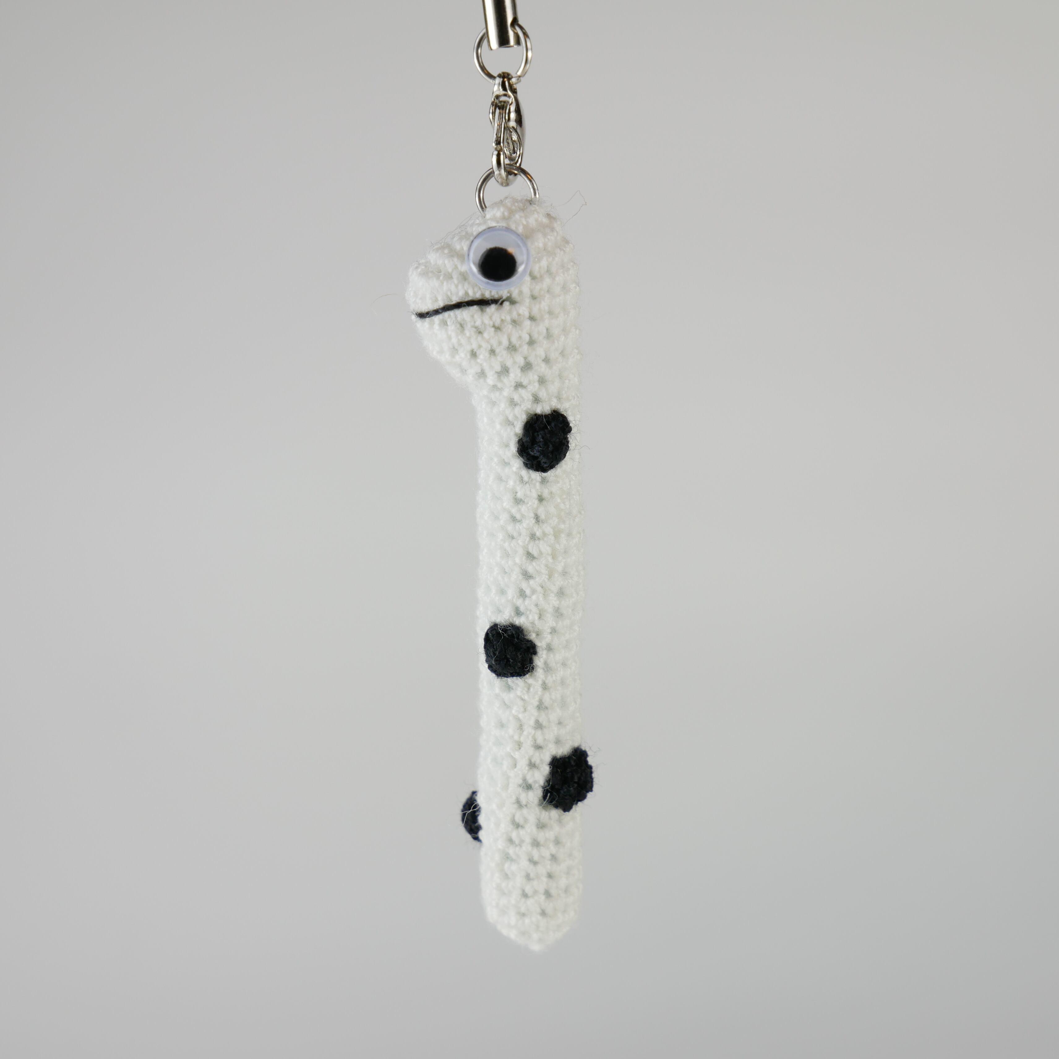 チンアナゴ 編みぐるみストラップ | サファリマーケット