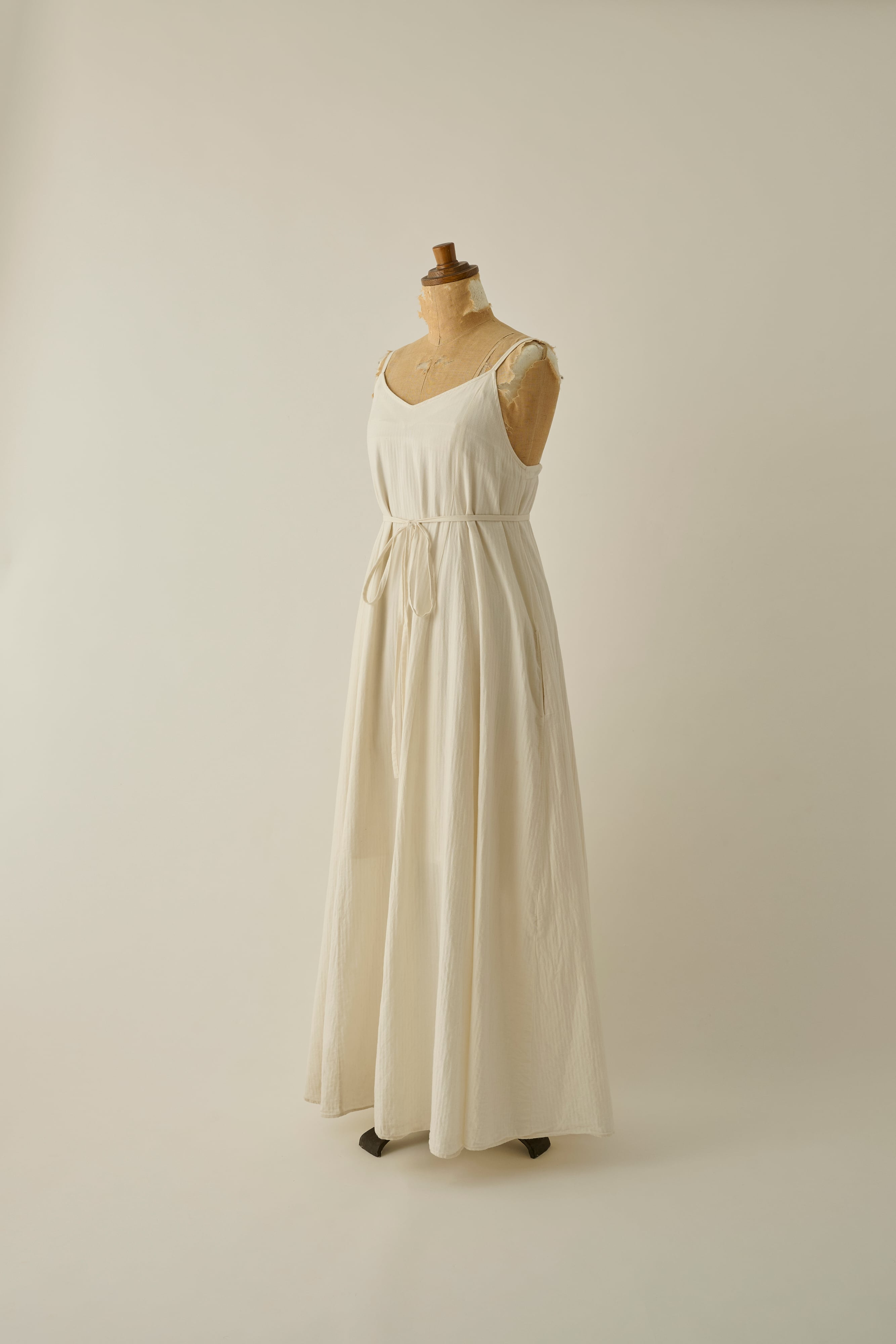 専用 LIFESTYLIST ライフスタイリスト Calm Dress lifestylist ワンピースCalm Dres M