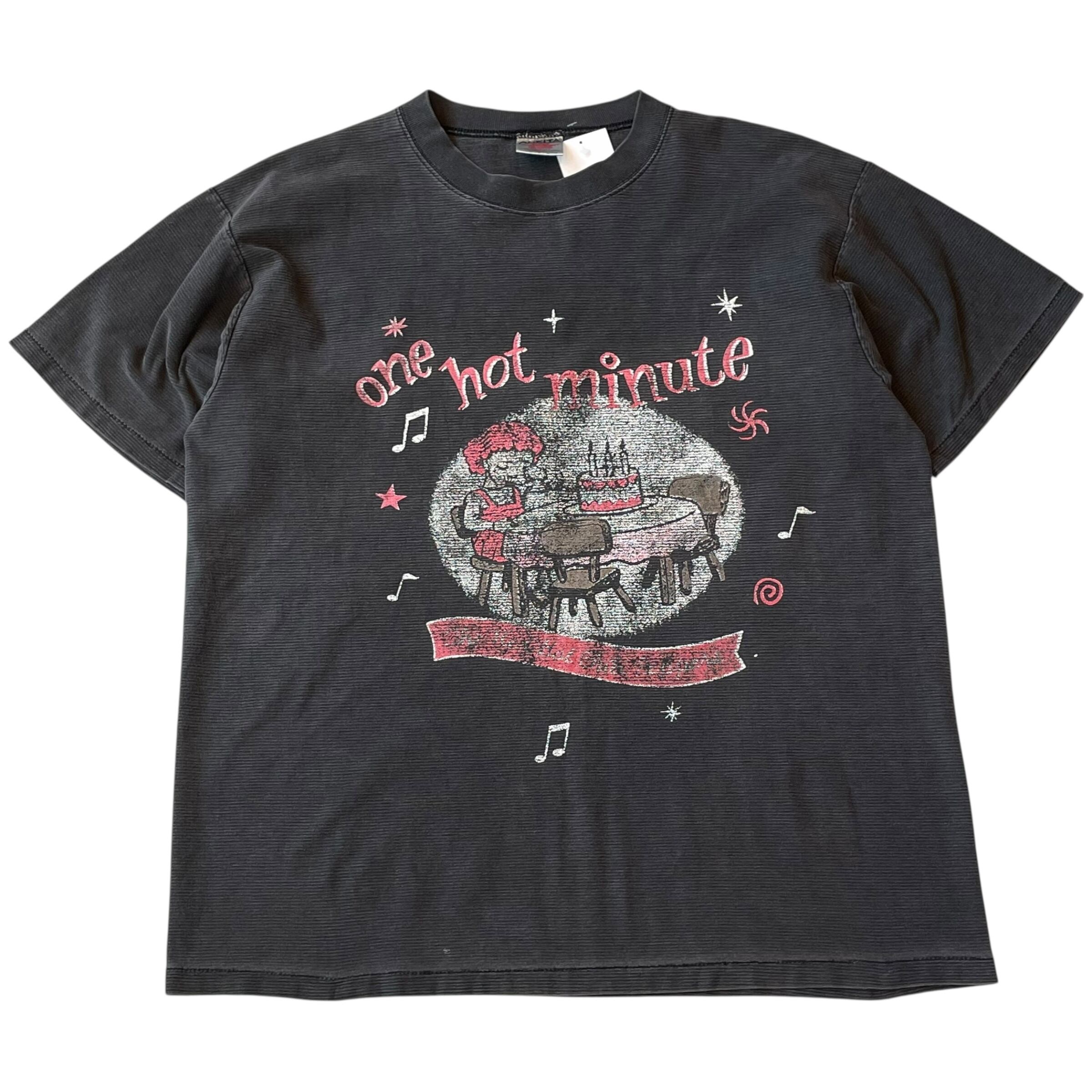 Special!!! 1996s RED HOT CHILI PEPPERS "ONE HOT MINUTE" heavy ounce design T-shirt