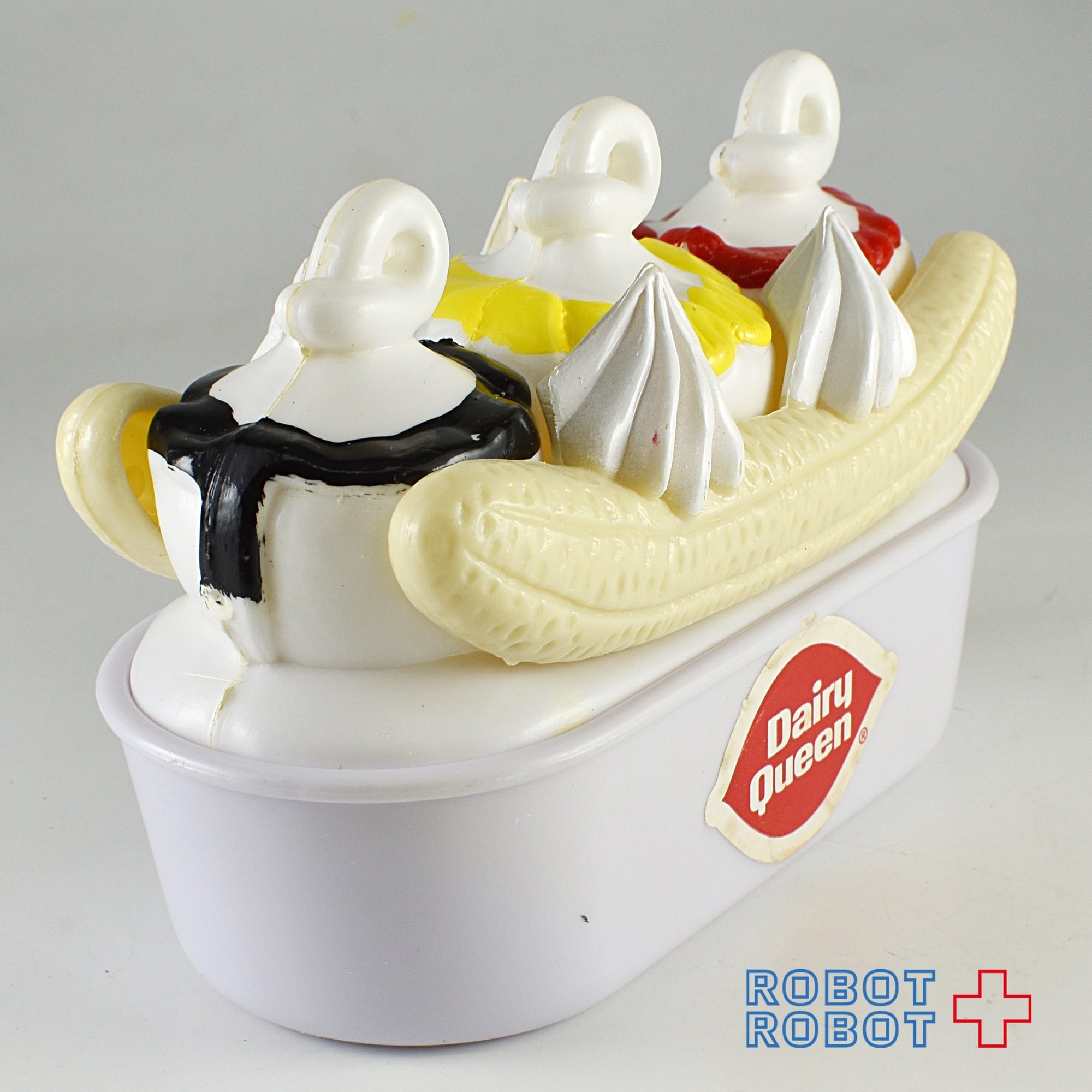 デイリークイーン バナナスプリット おもちゃ | ROBOTROBOT