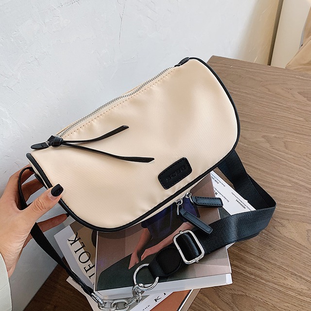 フレンチニッチデザインバッグレディース2020人気の新しいトレンディなファッションショルダーバッグネットレッドワイルドキャンバスメッセンジャーバッグ Tiancai_Wing_Bag9894390