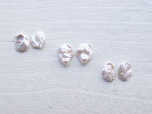baroque pearl button (ss) accessory