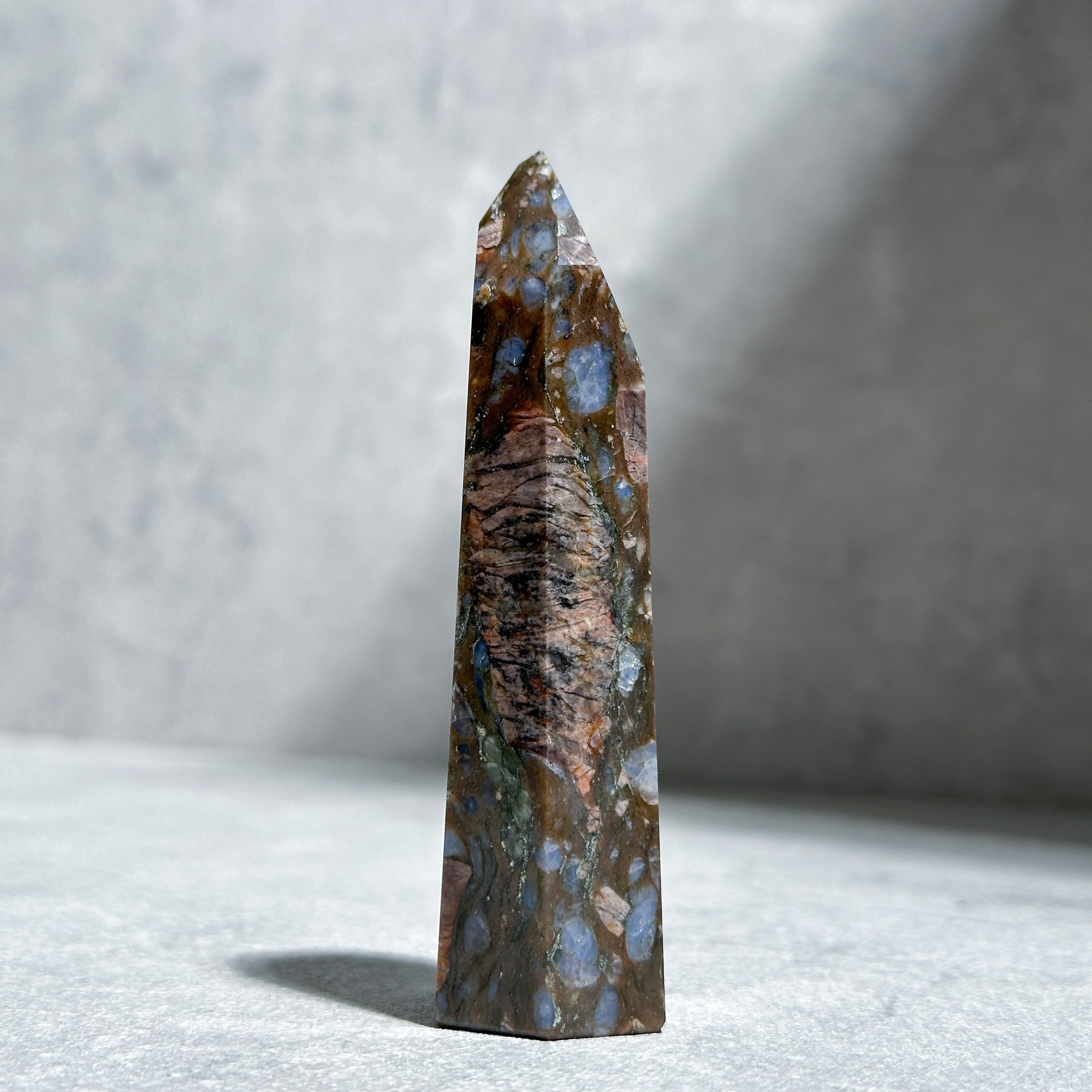 ケセラストーン タワー32◇Que Sera Stone◇天然石・鉱物