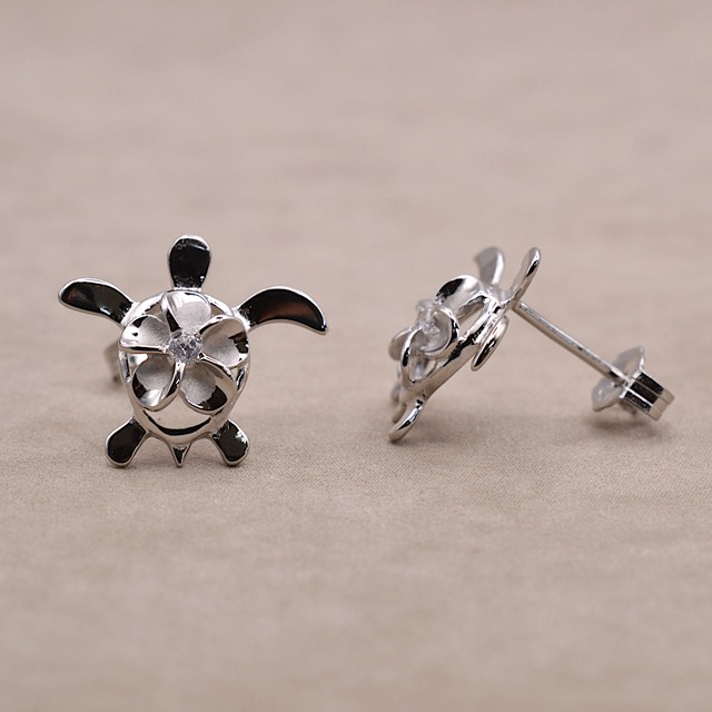 【silver925】ホヌ plumeria on honu silver earring