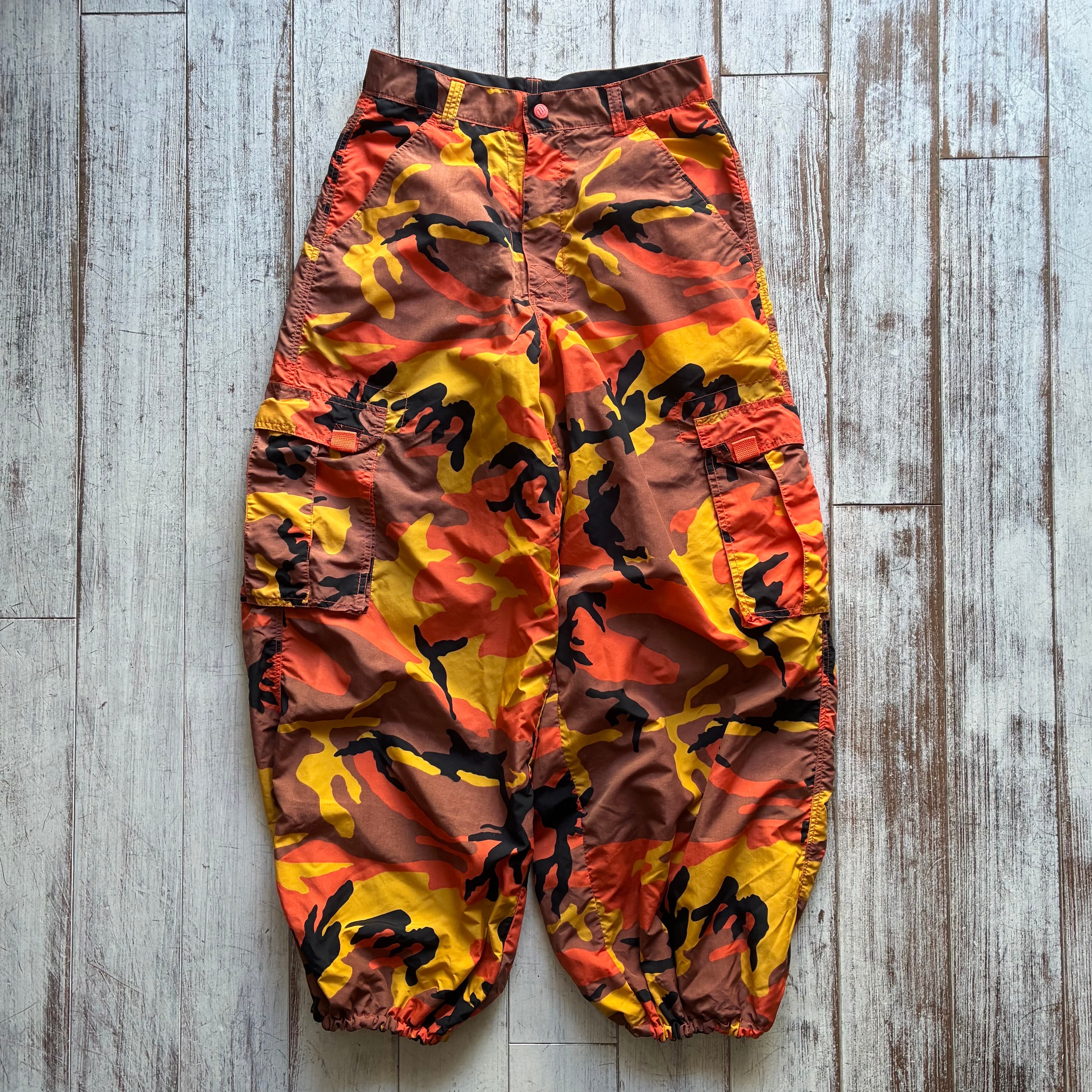 MACGEAR- 00's camouflage design reversible wide cargo pants | ROOT