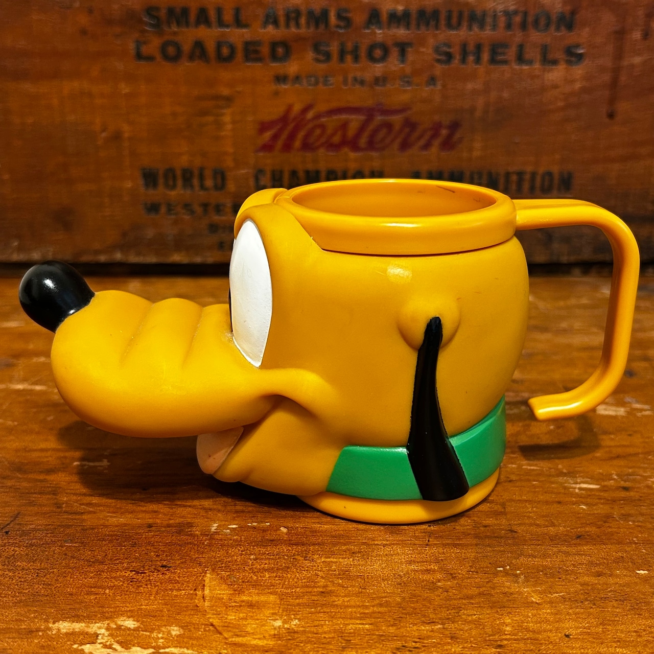 ディズニー　プルート　フェイスマグ　MU-471