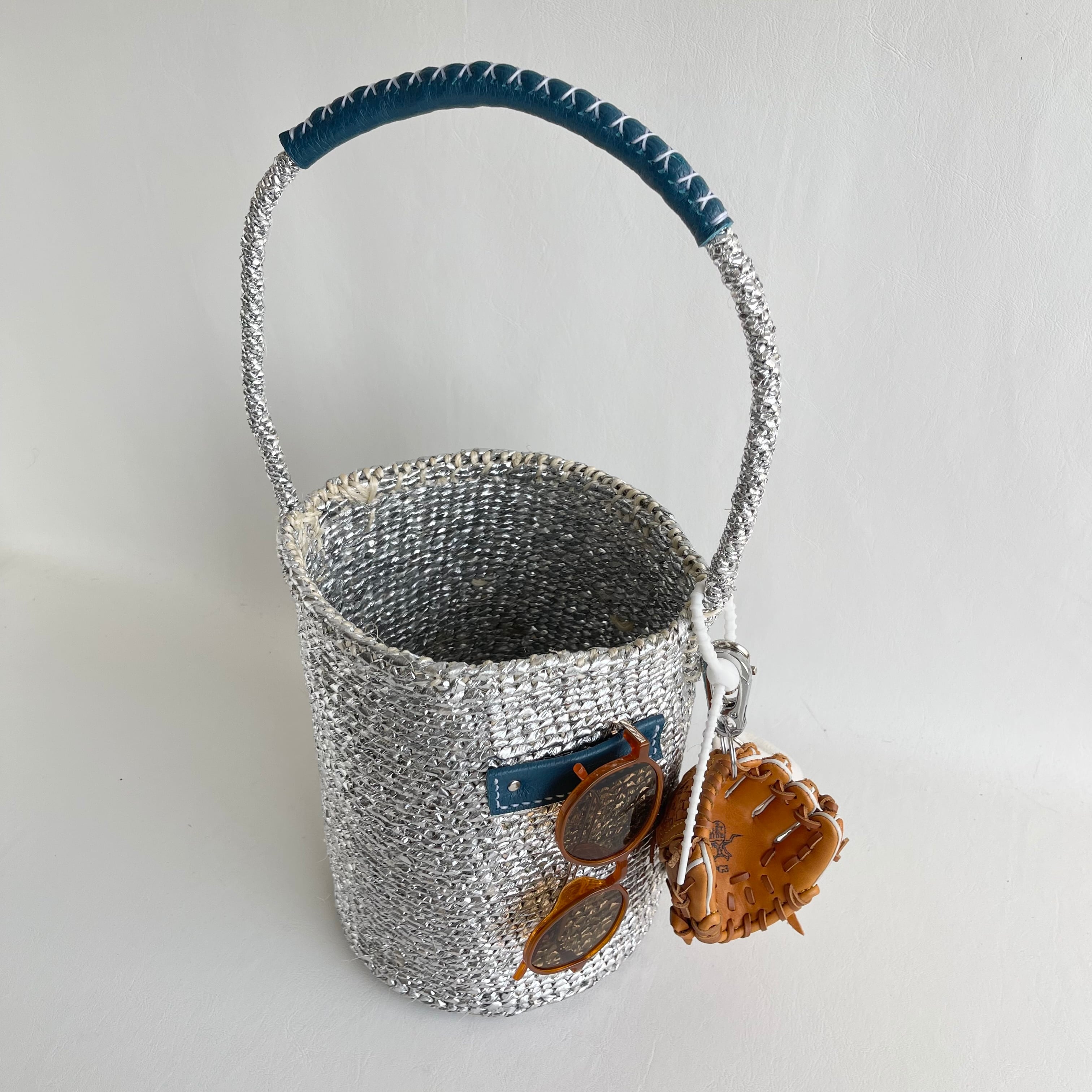 OVAL Shoulder Kago Bag / JAY BLUE HANDLE / メガネホルダー付