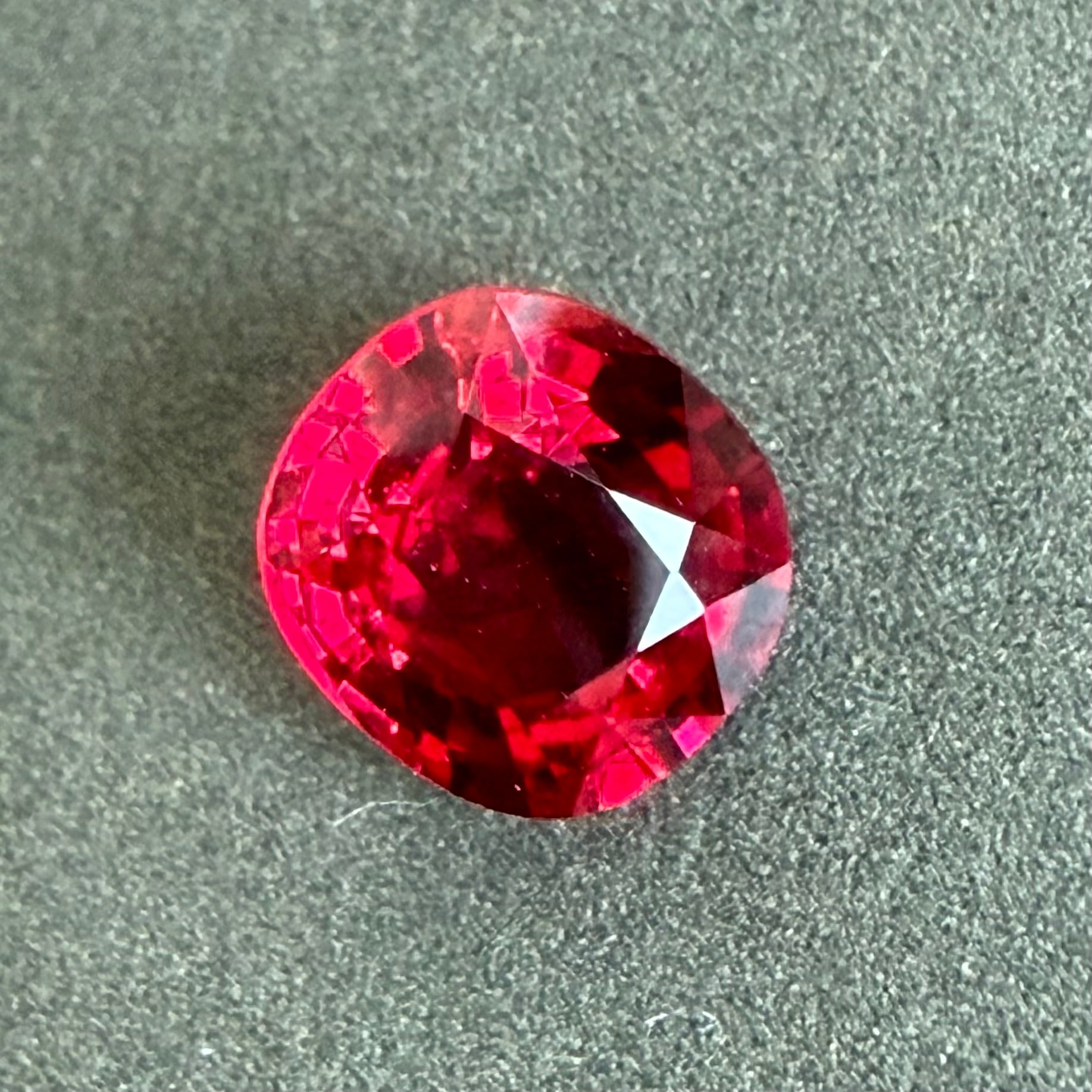 sunsea 30th star pinz red 七宝焼き 4 Burma Jedi Spinel 1.04ct | Victorian Box