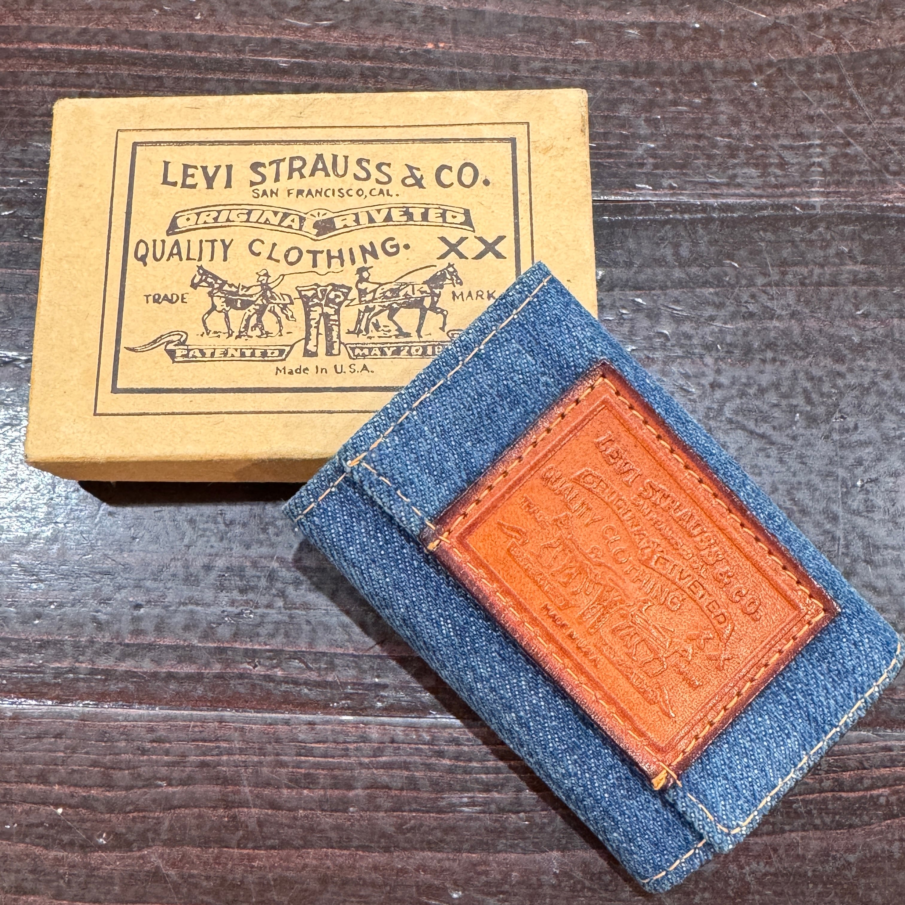 しばりんページ LEVI'S | safarionline