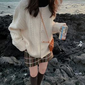 ケーブル編み　ざっくりカーディガン　AJ11009-2260