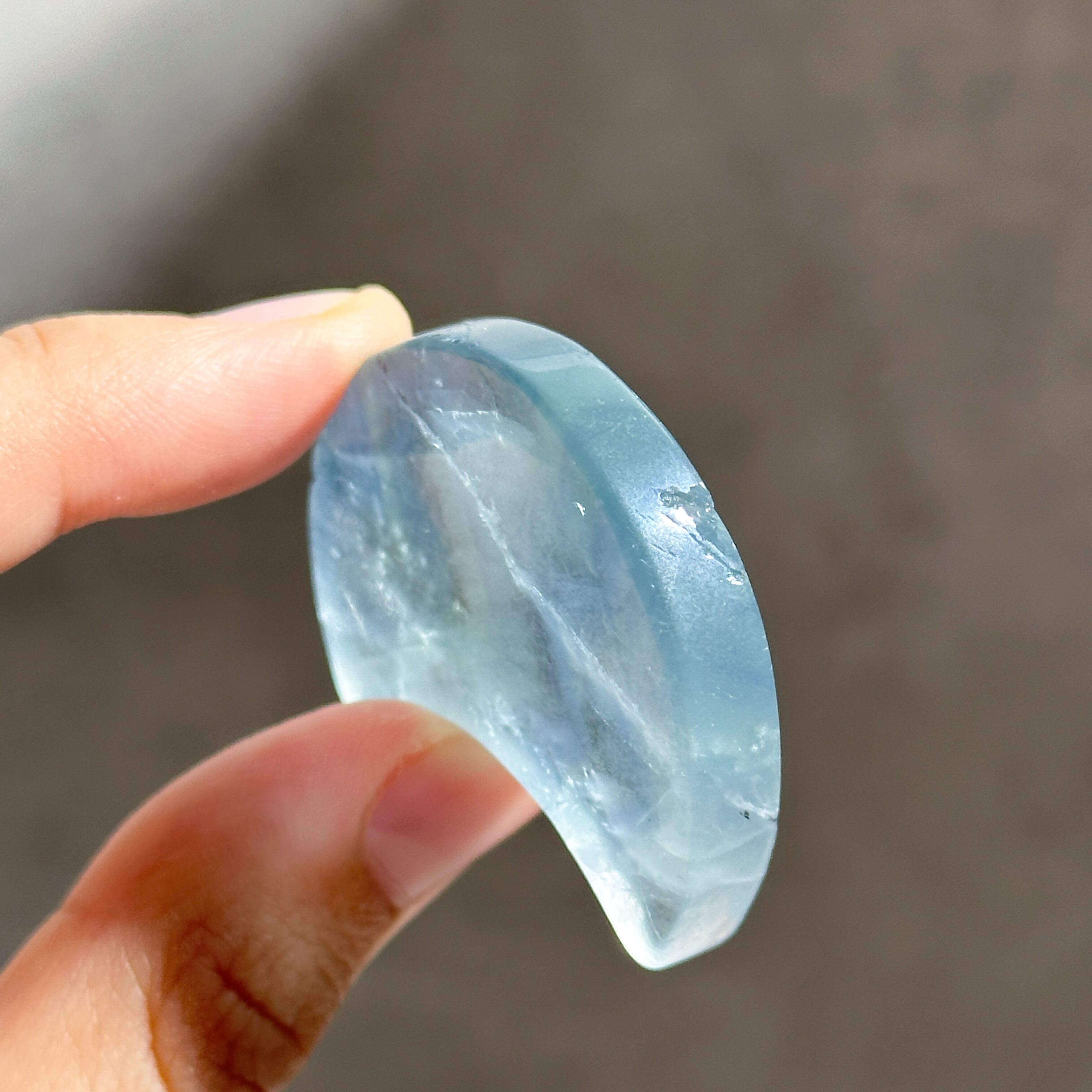 ブルーフローライト 三日月14◇ Fluorite ◇天然石・鉱物