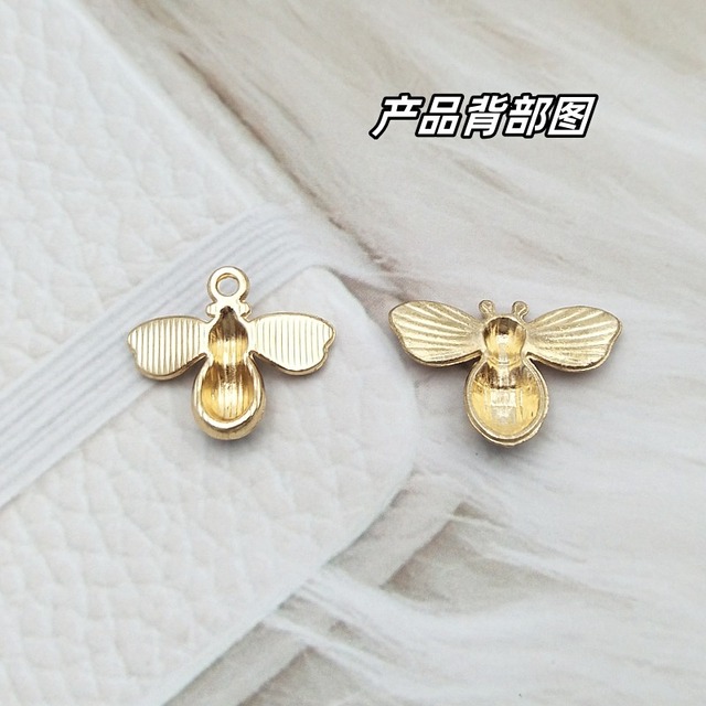 かわいいミツバチの合金ペンダント