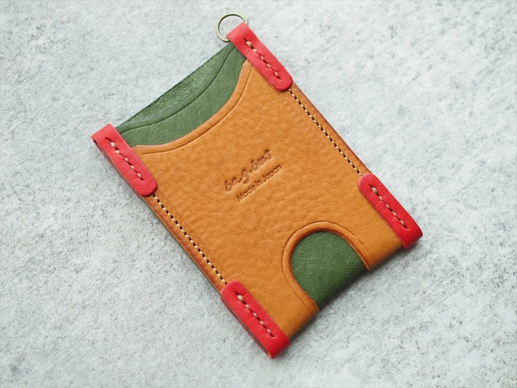 3ポケット レザーパスケース 』【送料込み】エイジングの深みを味わう