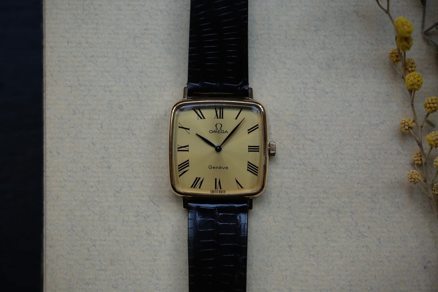OMEGA】 1975年製 オメガ 『ジュネーブ スクエア』ローマン