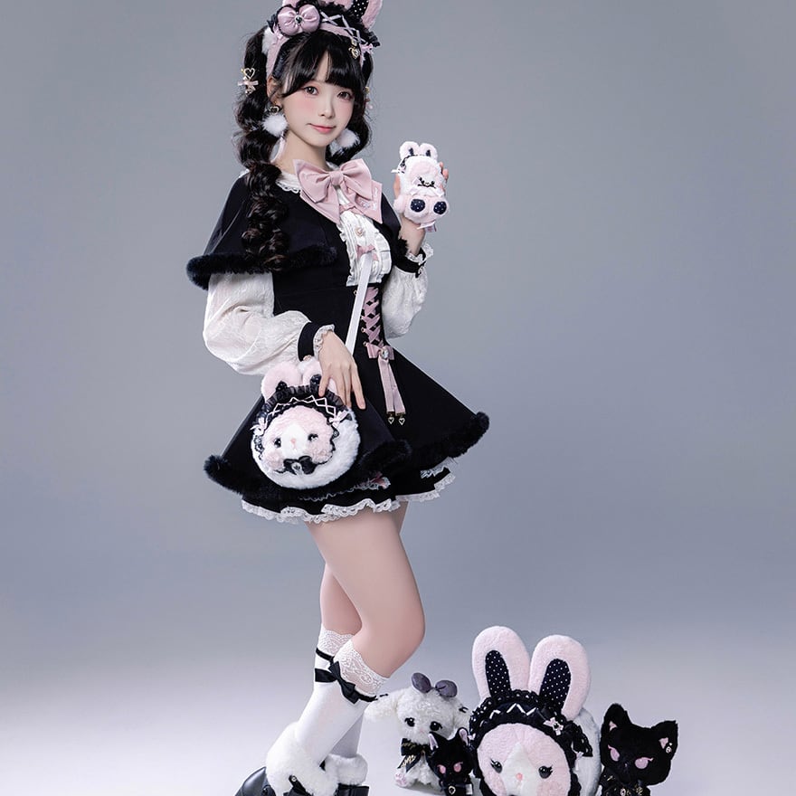 甘ロリ｜うさ耳モチーフのケープ付き4点セット（黒×ピンク／白×ブルー