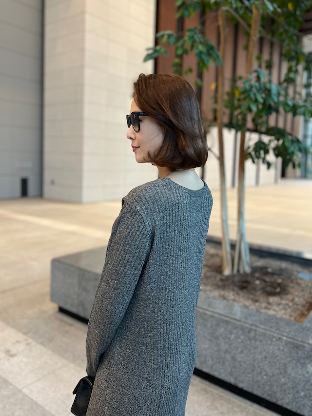 ショルダースリットリブニットワンピース