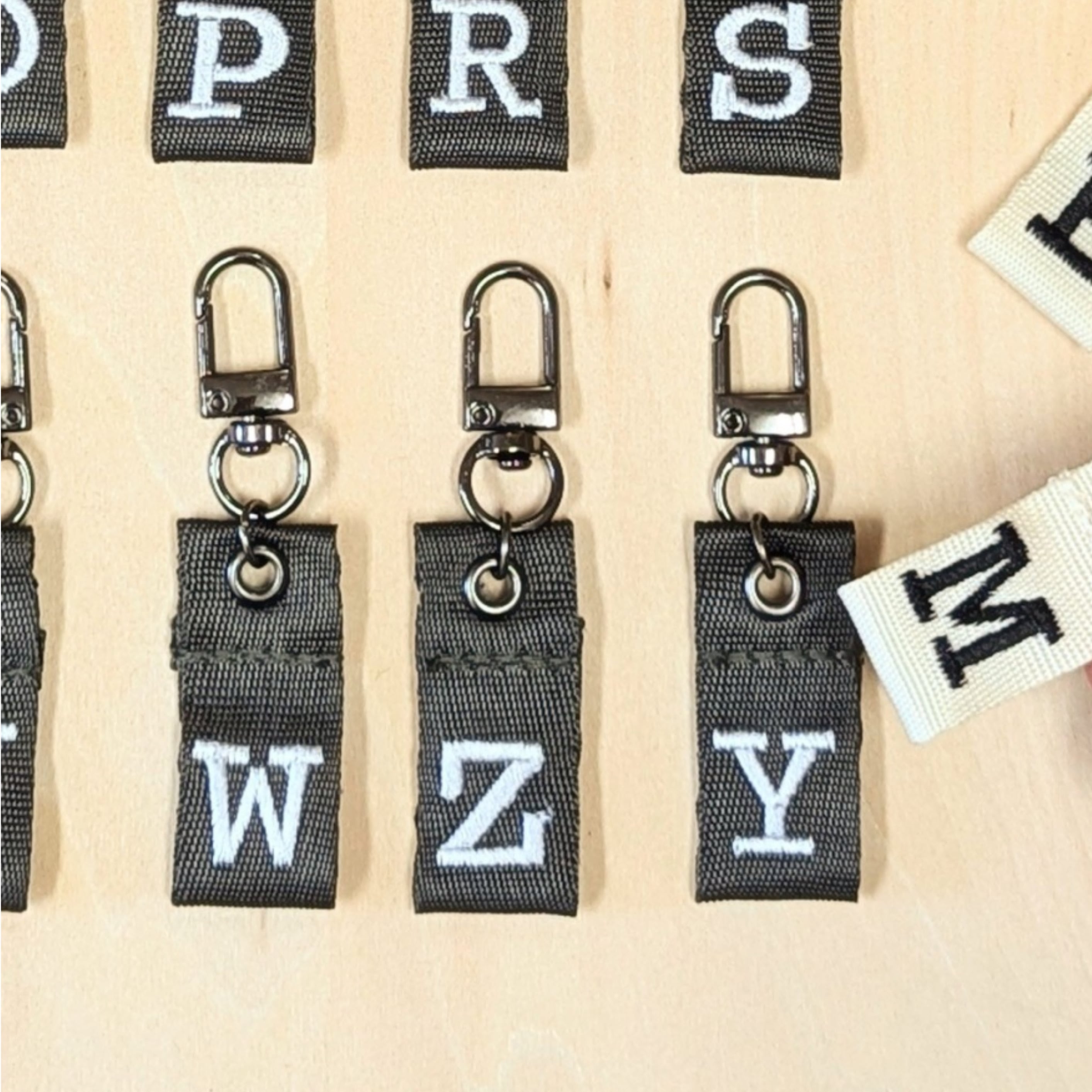 TOSSDICE レター チャーム | Zakka so-la