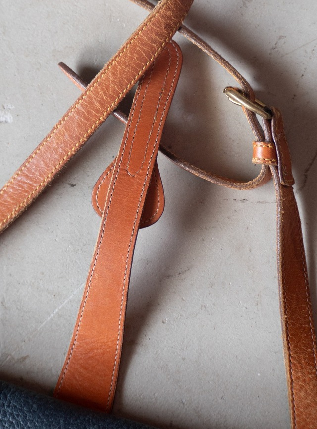 "Dooney & Bourke" 1980s All weather leather bag
